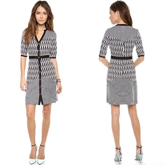 Diane Von Furstenberg Fiona Silk Mini Dress Black and White Short Sleeve Size XS - Picture 1 of 10